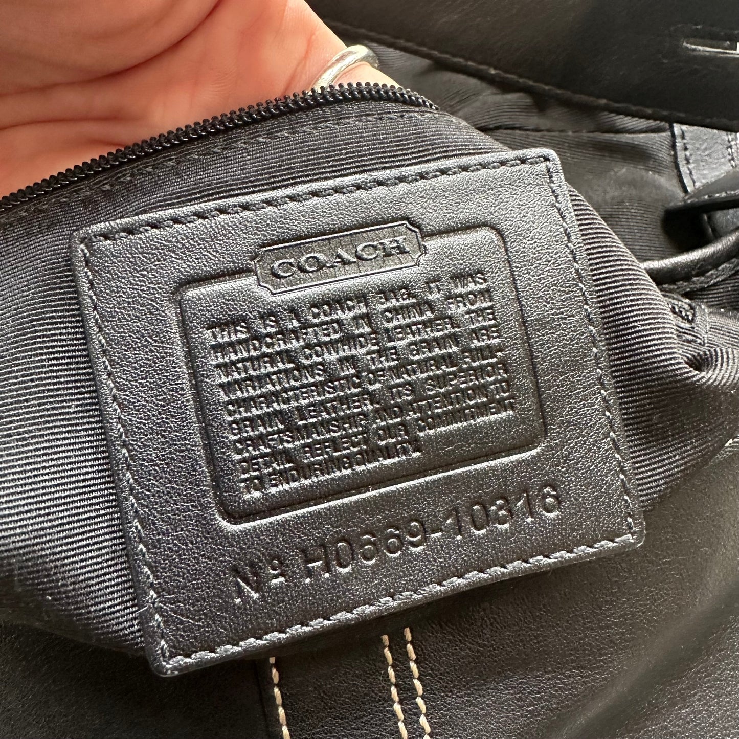 vintage y2k coach black mini soho leather shoulder bag 31