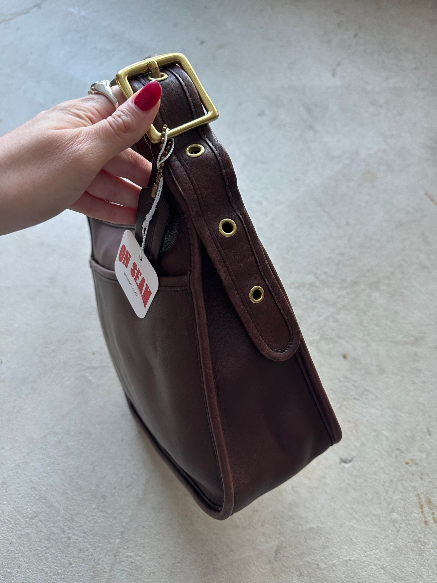 vintage coach ergo style black leather shoulder bag 9967