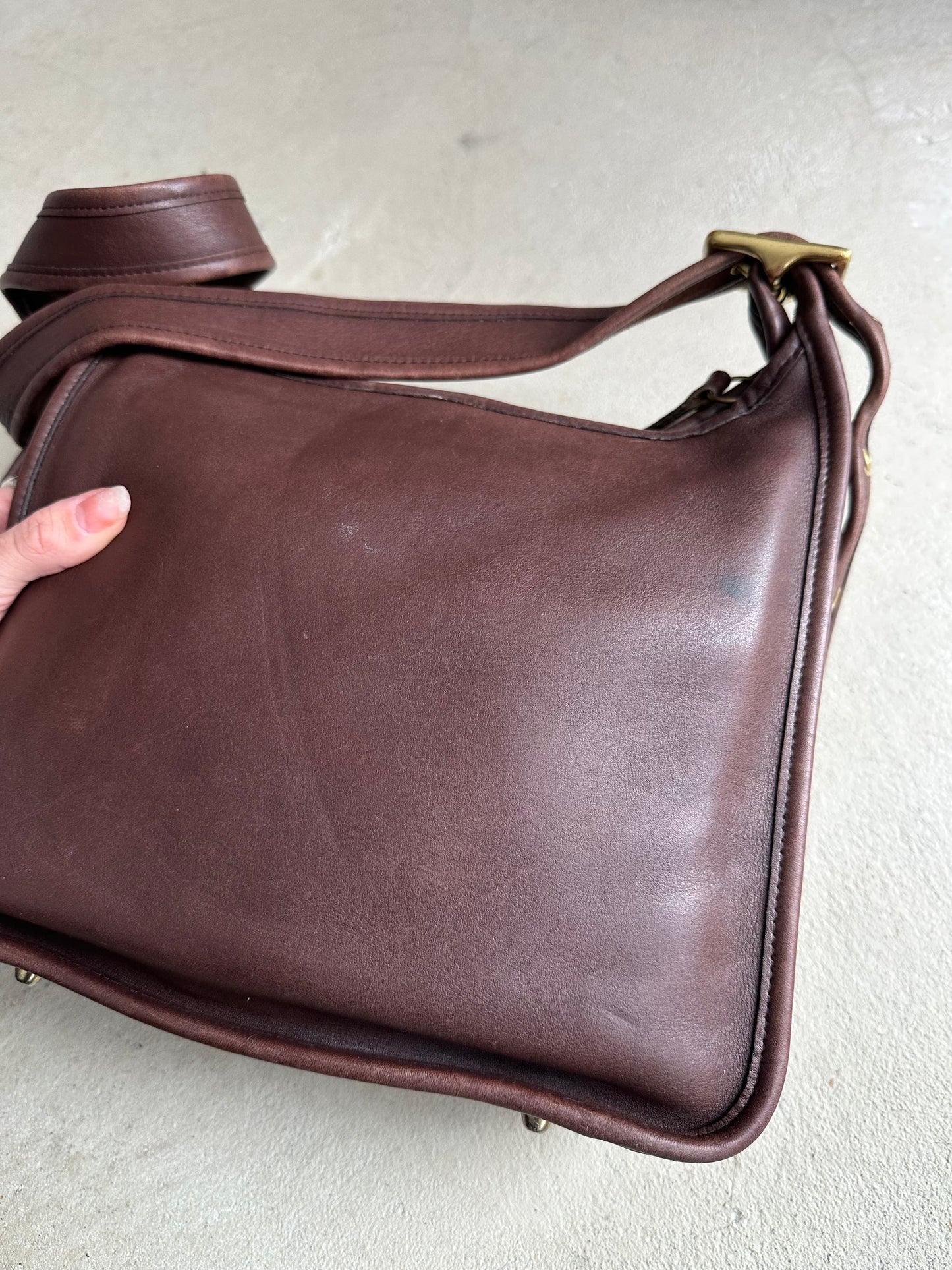 vintage coach ergo style black leather shoulder bag 9967