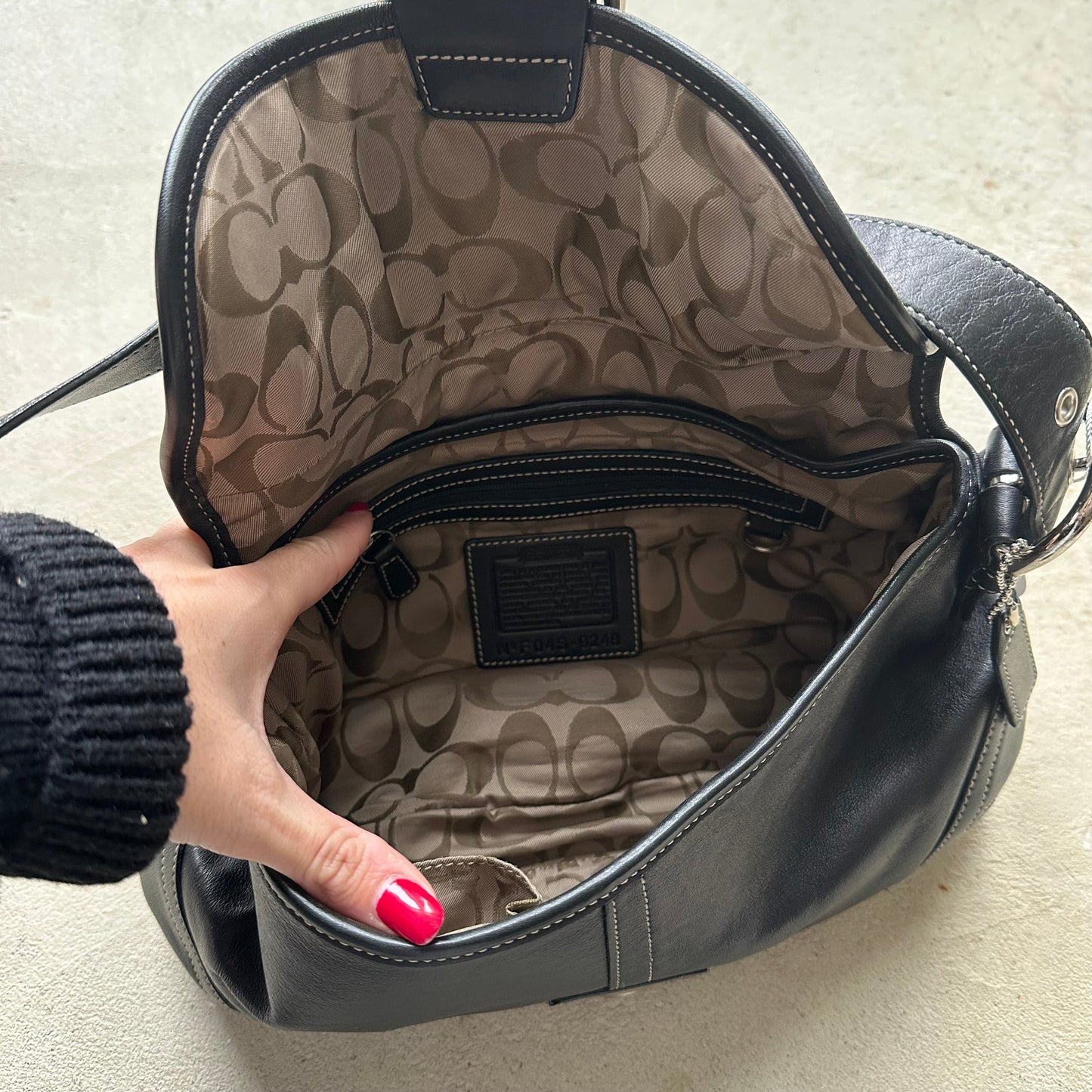 vintage y2k coach black leather soho shoulder bag 24