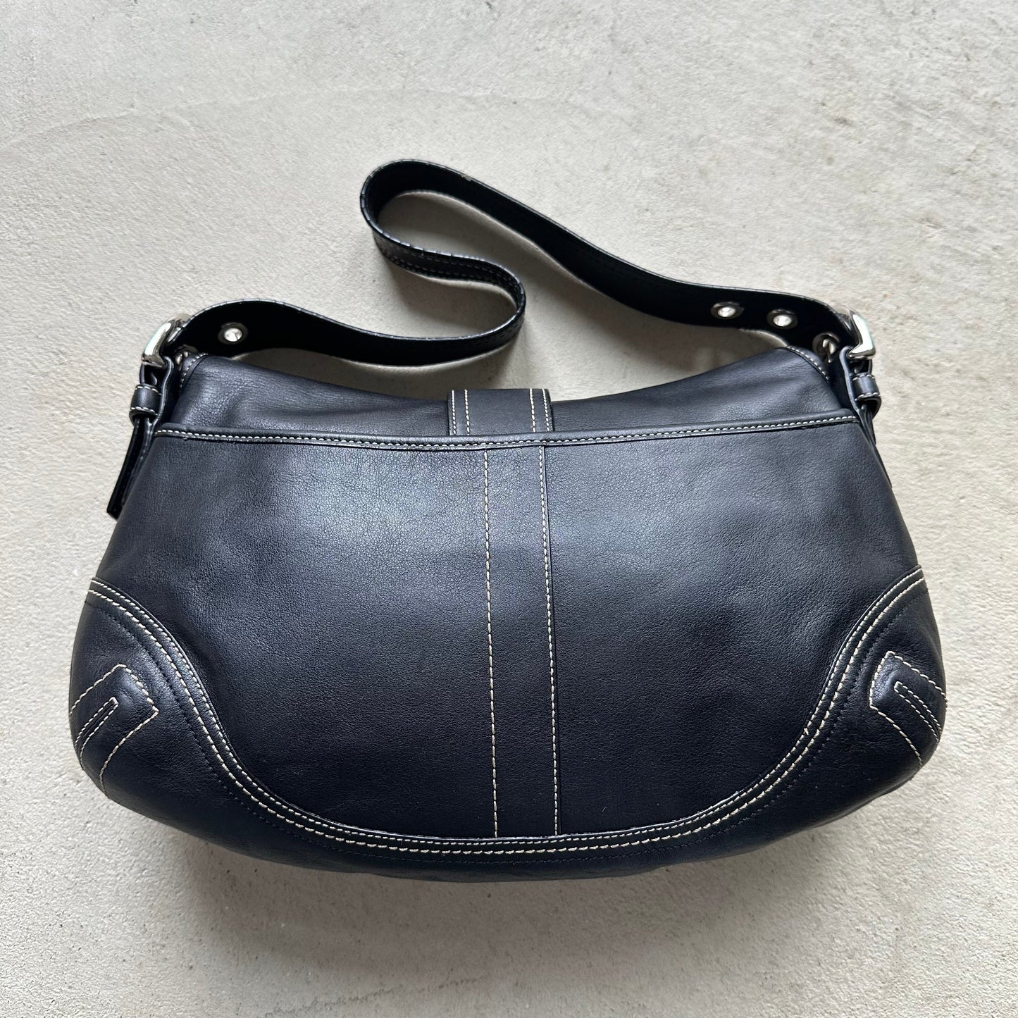 vintage y2k coach black leather soho shoulder bag 25