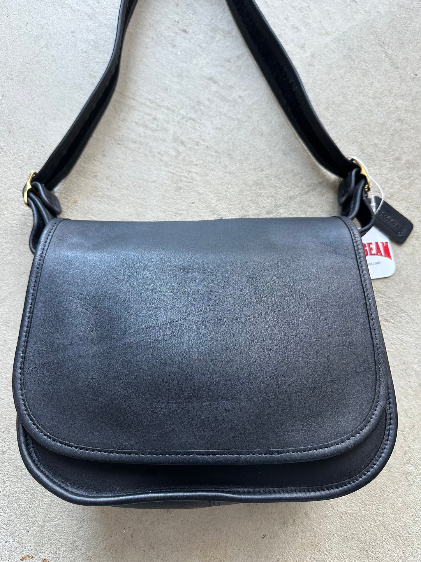 vintage coach black classic shoulder bag