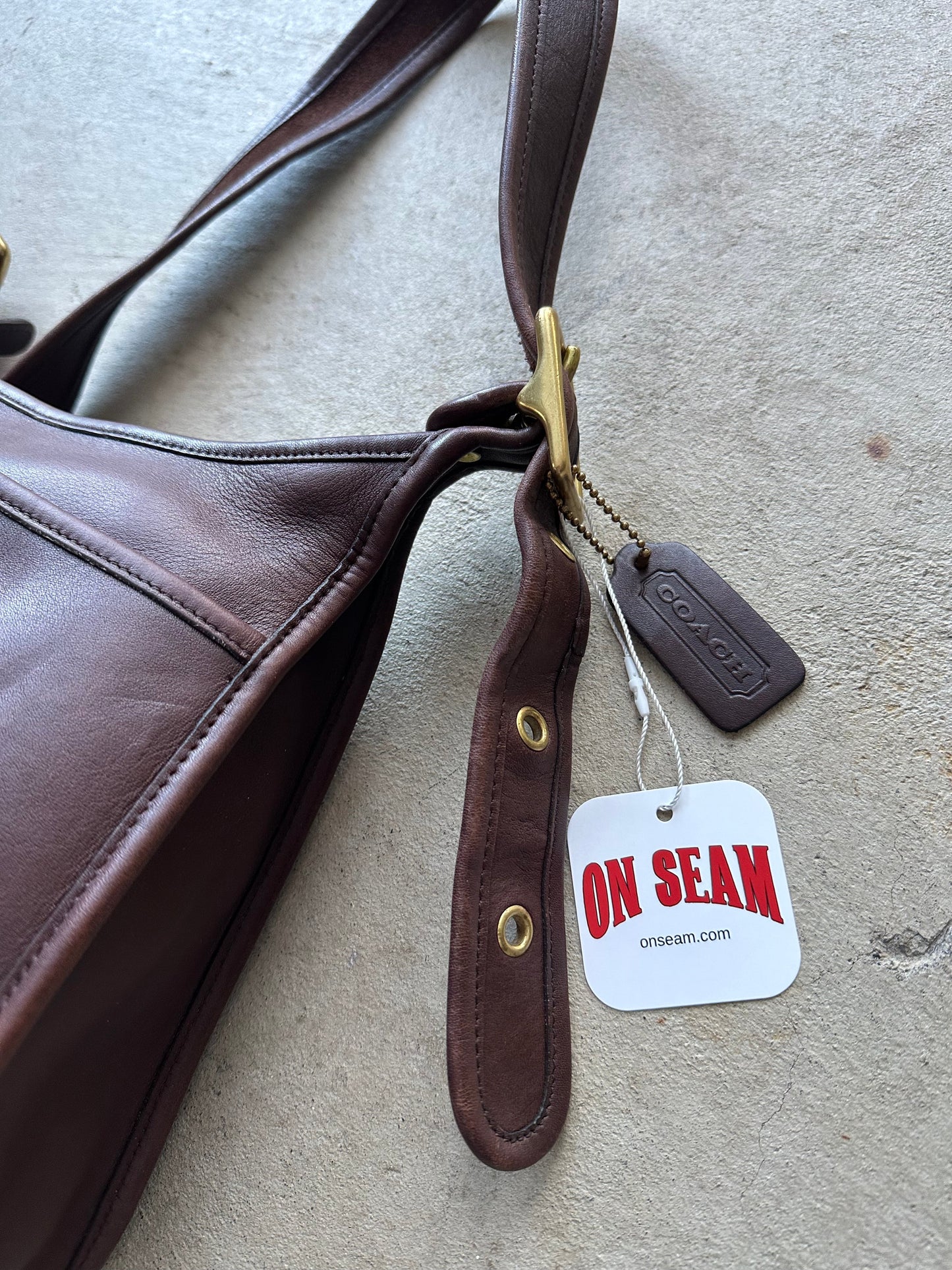 vintage coach ergo style black leather shoulder bag 9967