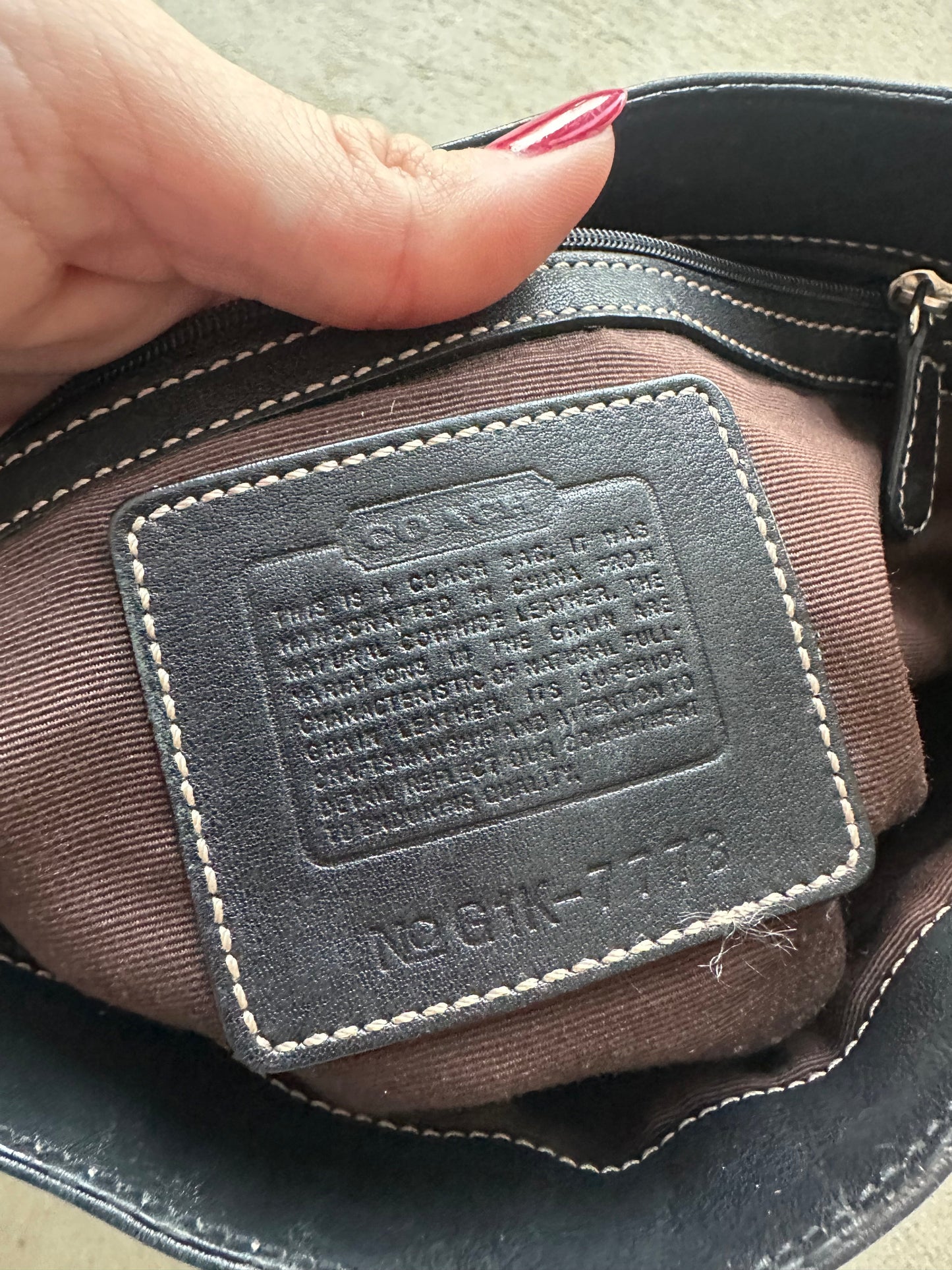 vintage y2k coach black leather shoulder bag 13