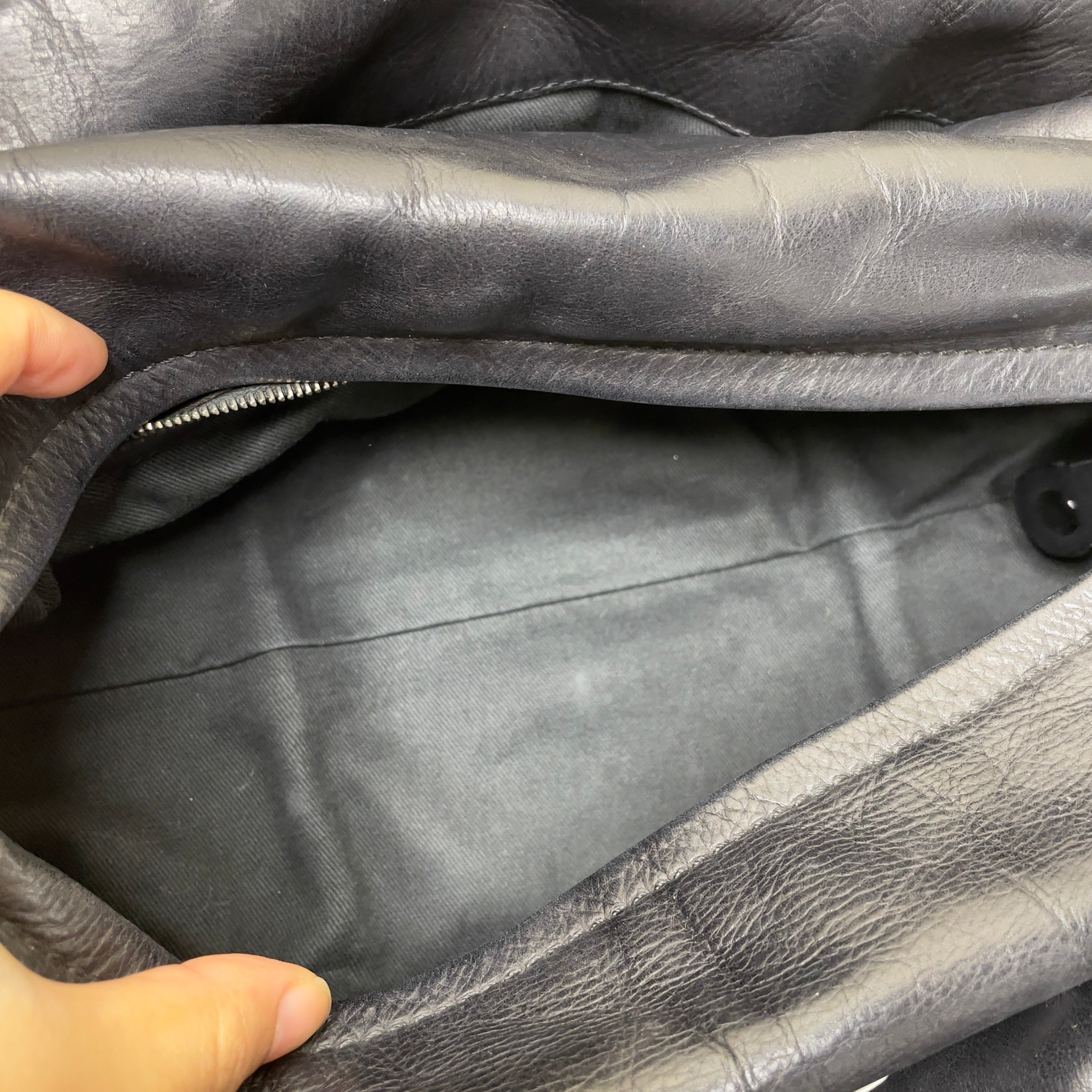 🔥 Pre-owned CHLOÉ oil slick silverado bag 🔥