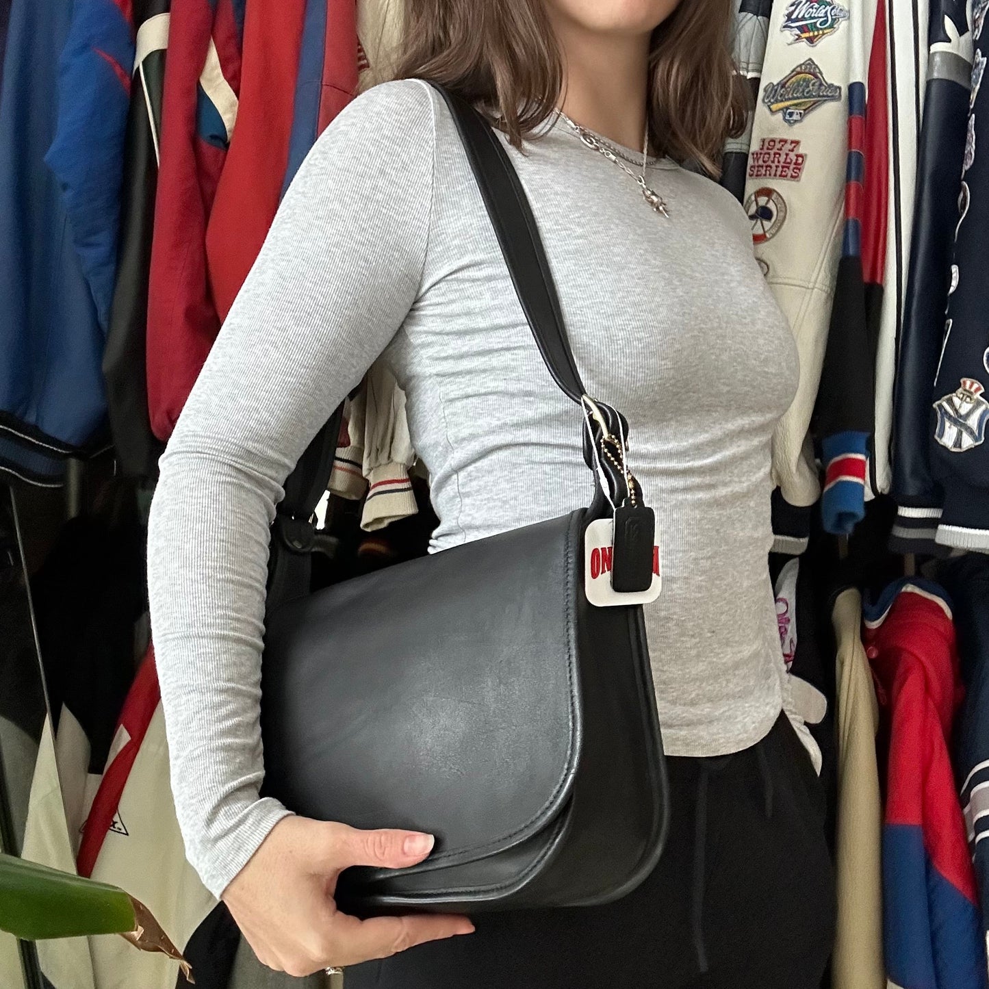 vintage coach black classic shoulder bag