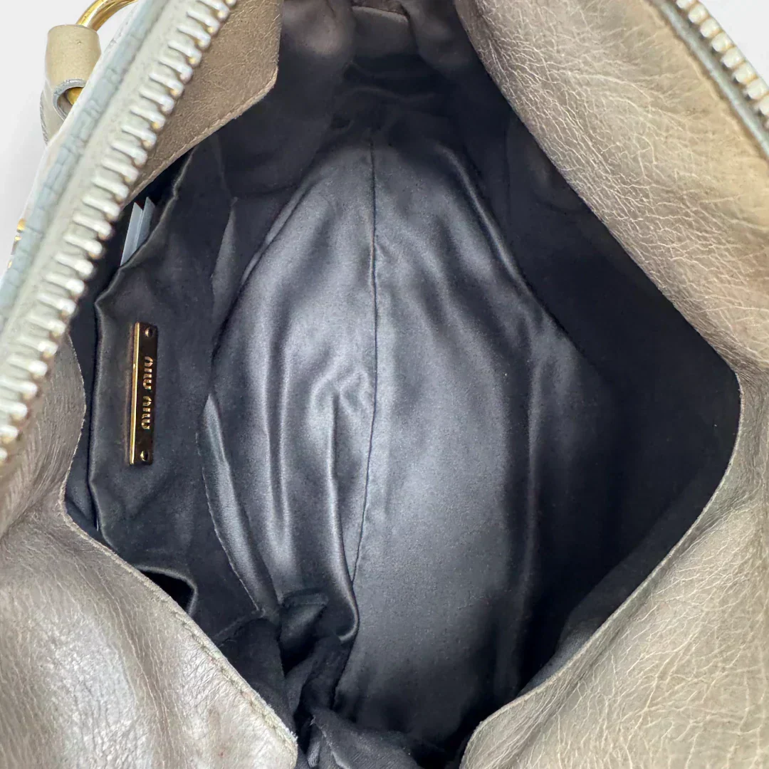 🔥 Pre-owned Miu Miu handbag Vitello Satchel small 🔥