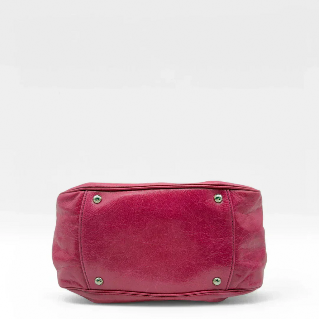 🔥 Pre-owned Miu Miu handbag Vitello pink 🔥