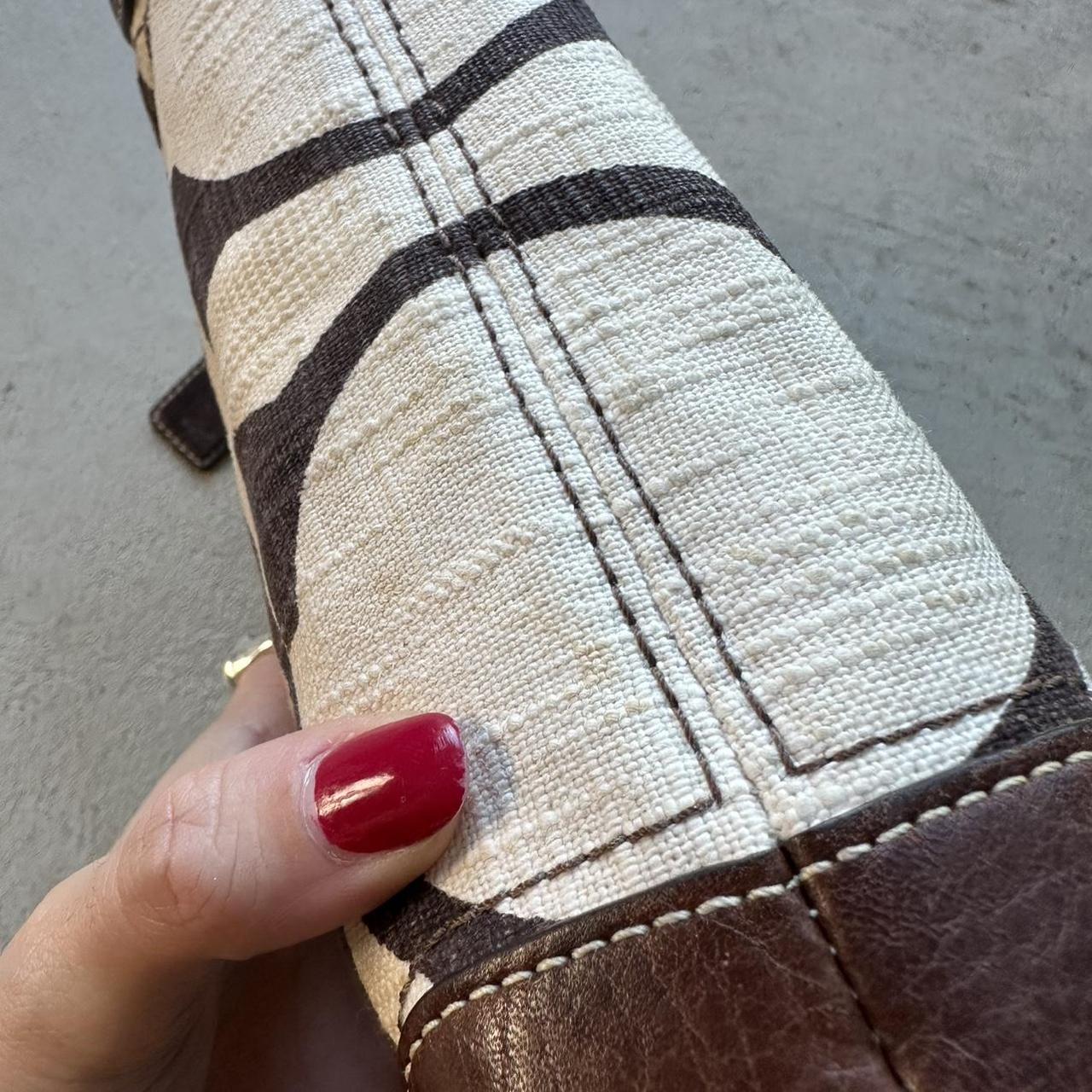 vintage y2k coach white brown shoulder bag 4