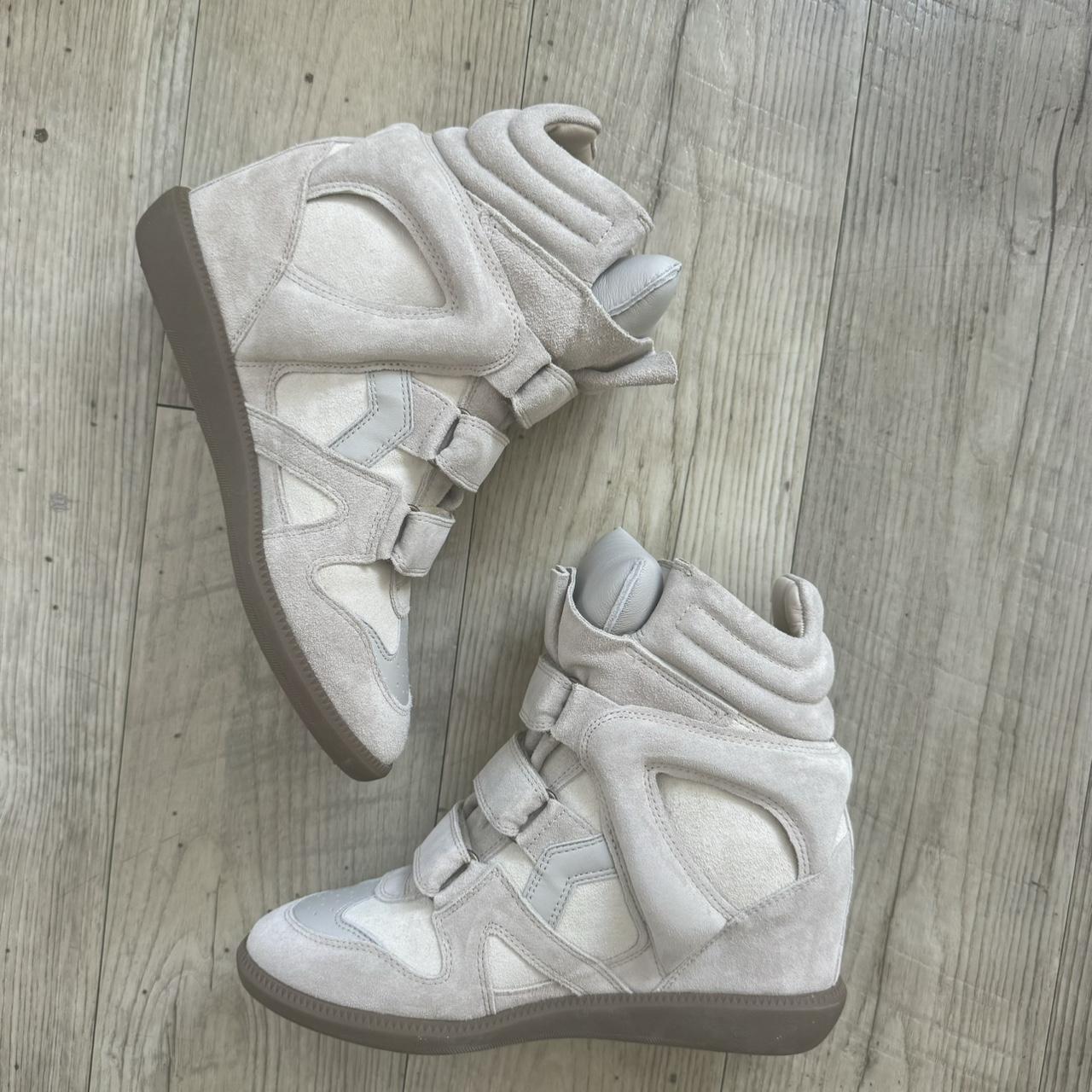 Isabel Marant Women's Grey and Cream Trainers