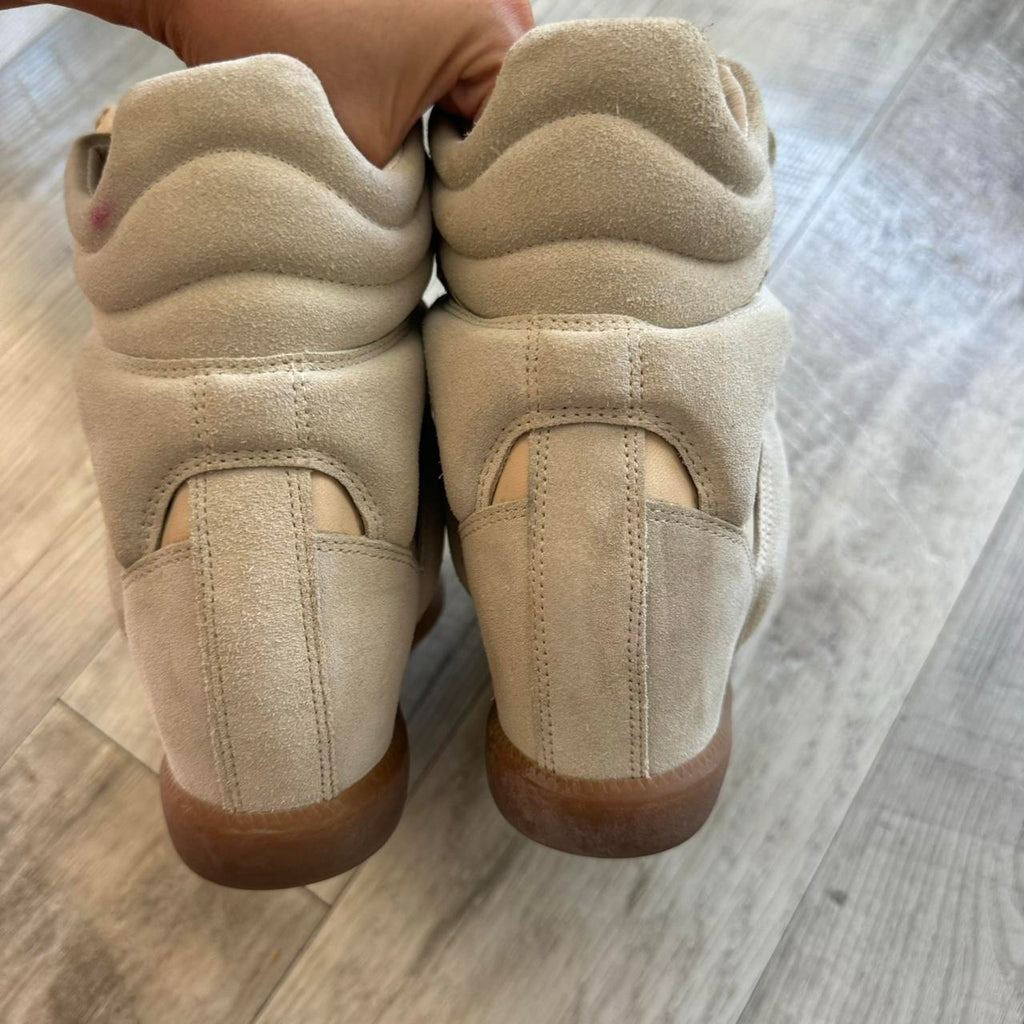 Isabel Marant Women's Cream and Tan Trainers