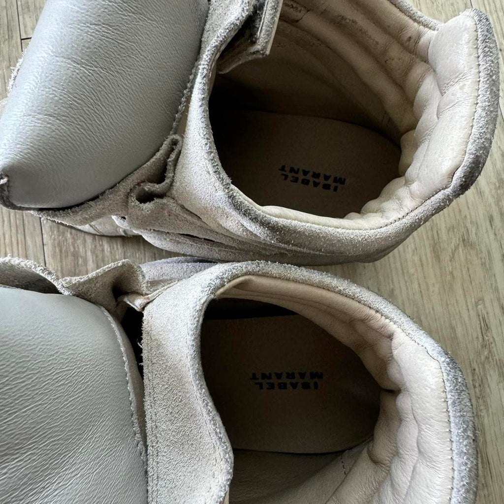 Authentic Isabel Marant Bekett Wedge Sneakers – Ecru