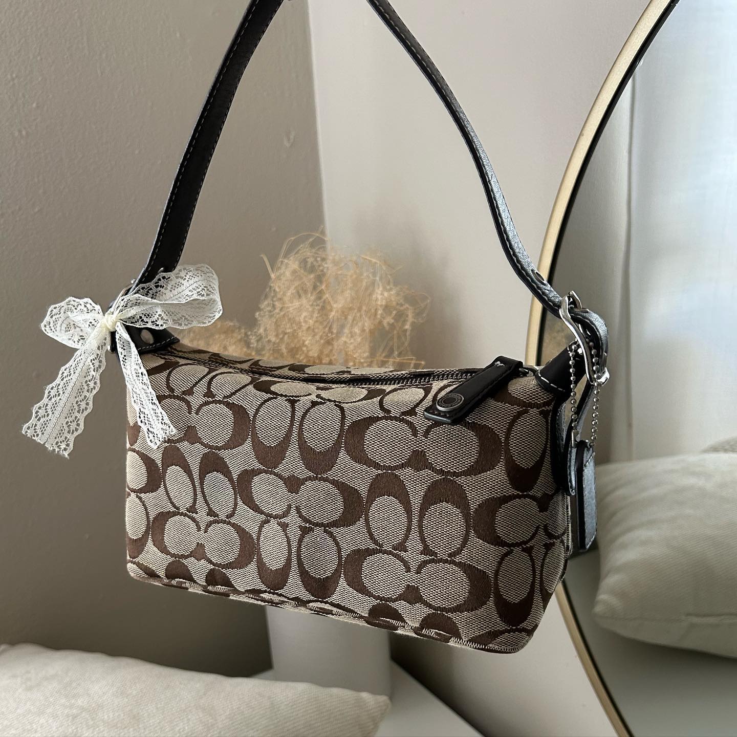 tan coach vintage bag 1