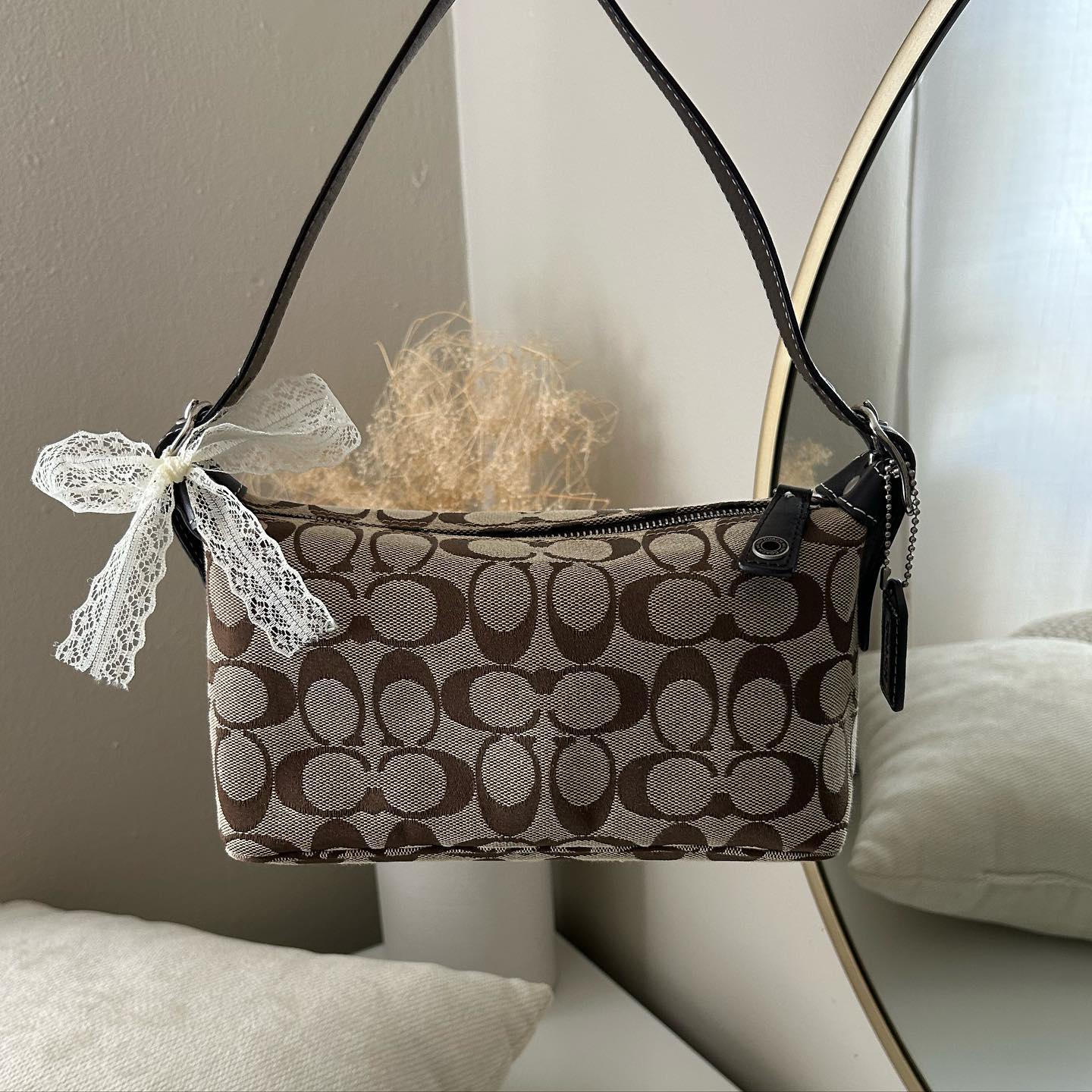 tan coach vintage bag 1