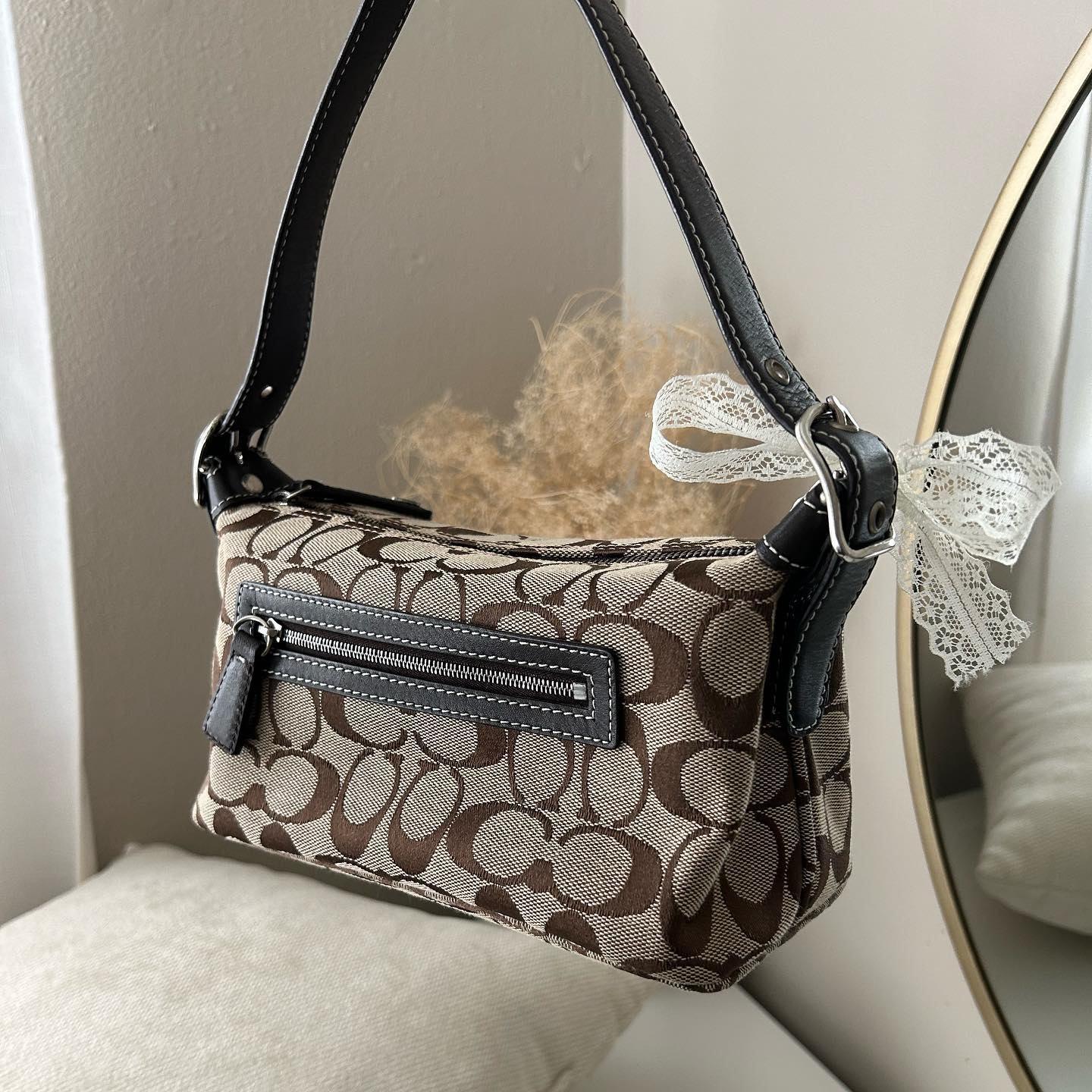 tan coach vintage bag 1