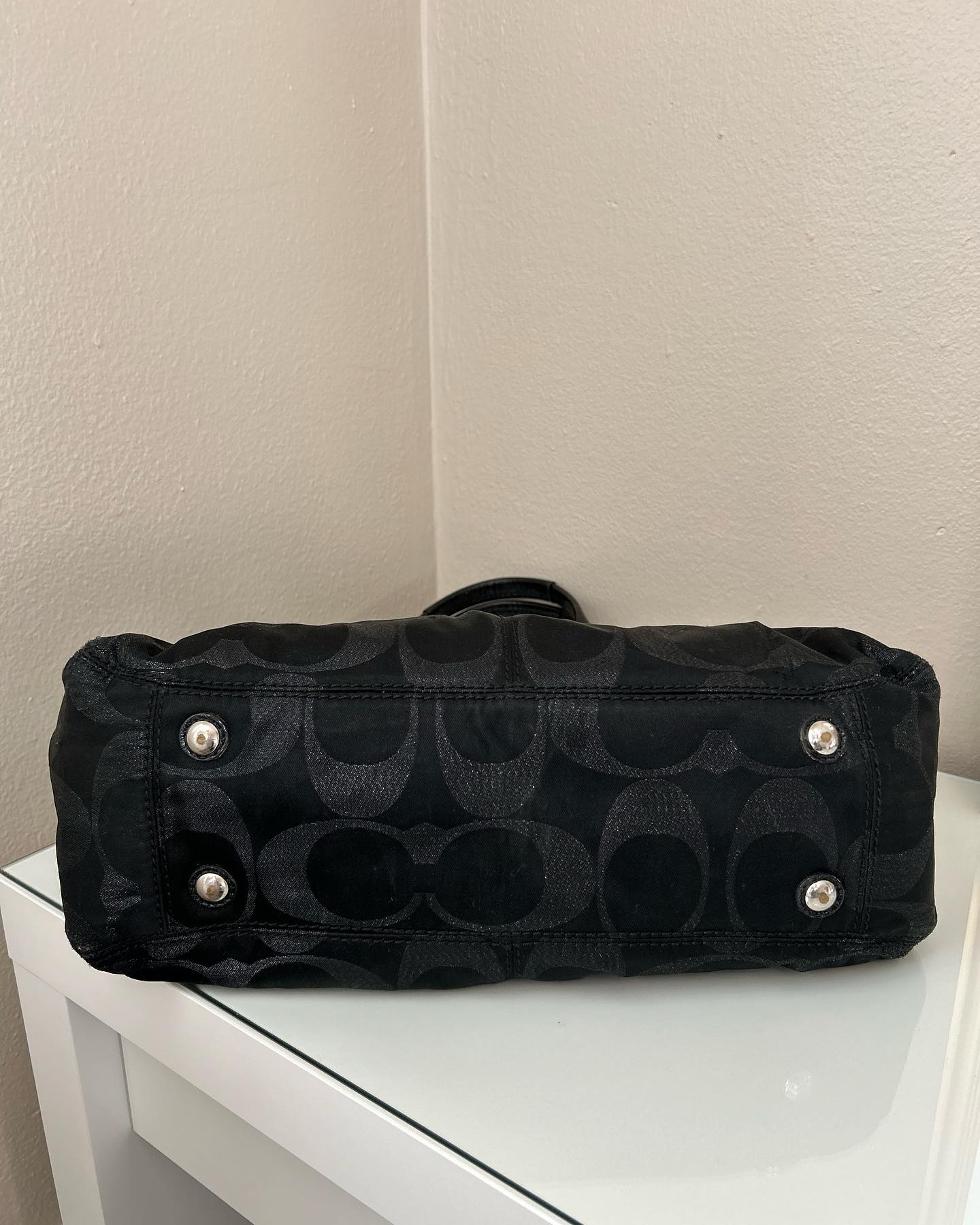 coach black vintage bag