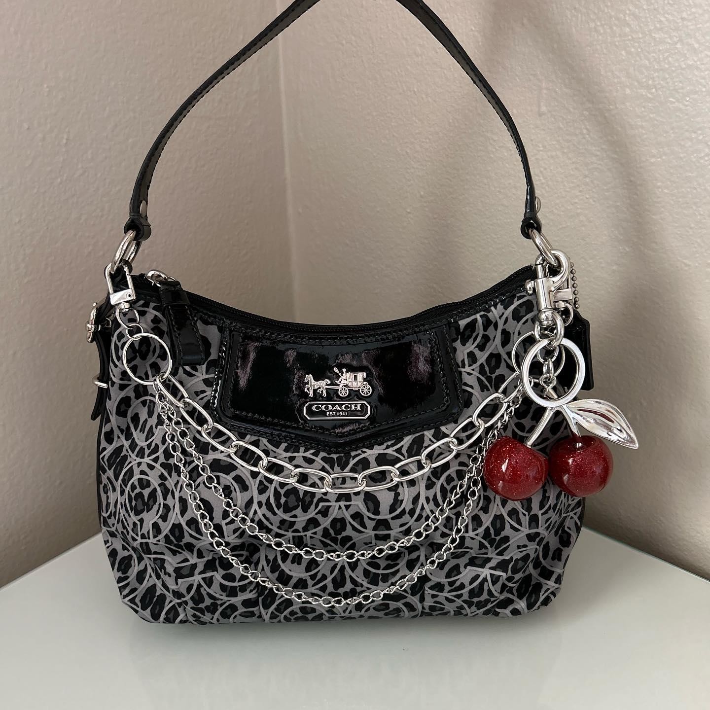 coach grey vintage bag