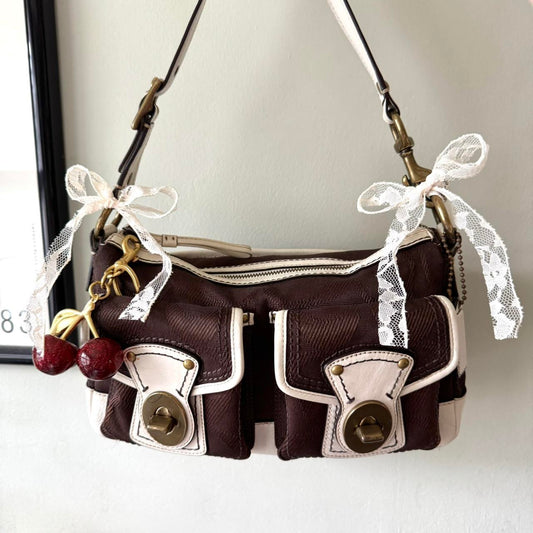 Vintage Y2K Coach Legacy Turnlock bag!