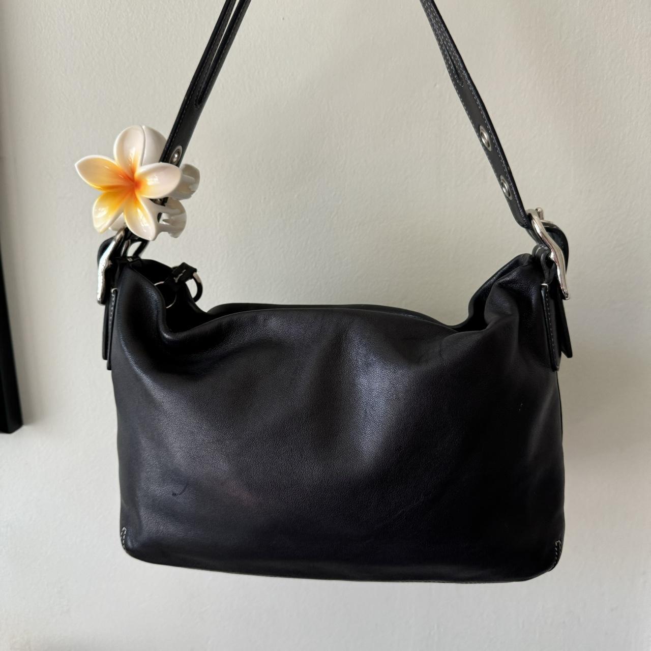 Vintage 90s black leather Coach Legacy East West zip shoulder bag!