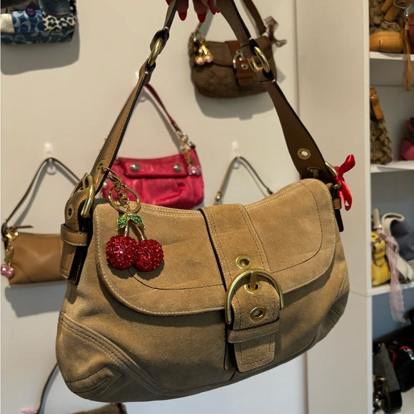 y2k coach soho flap suede shoulder bag 🍒
