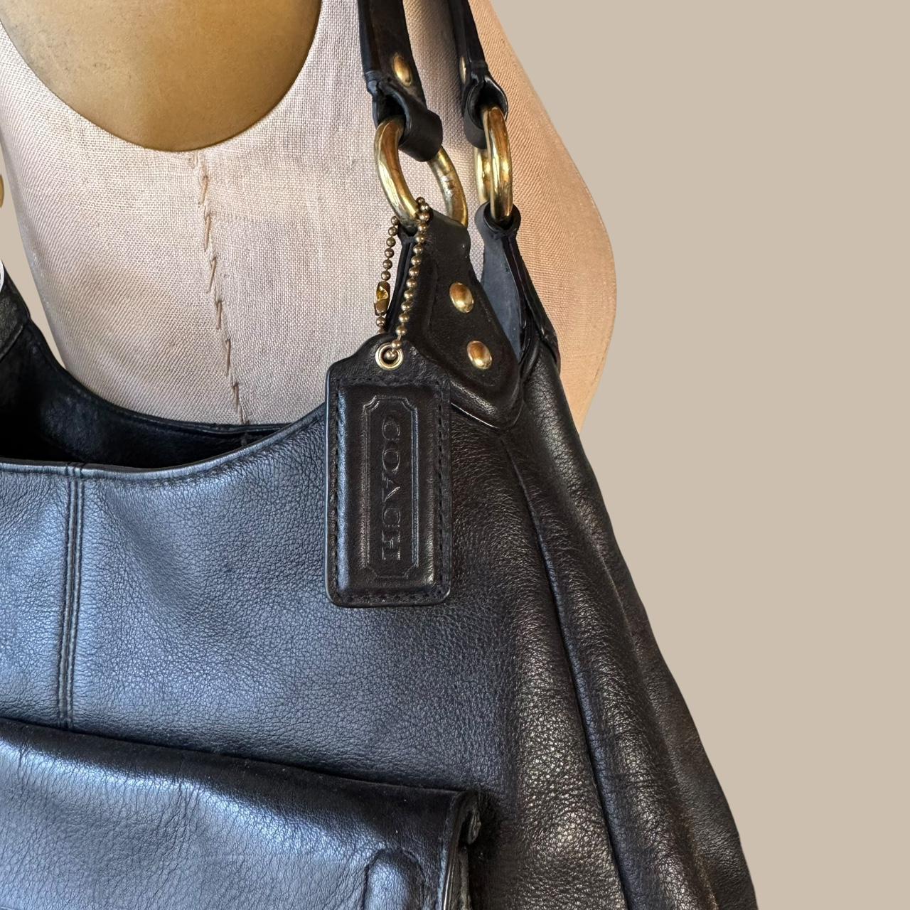 Vintage 90s Coach Campbell black leather shoulder bag!