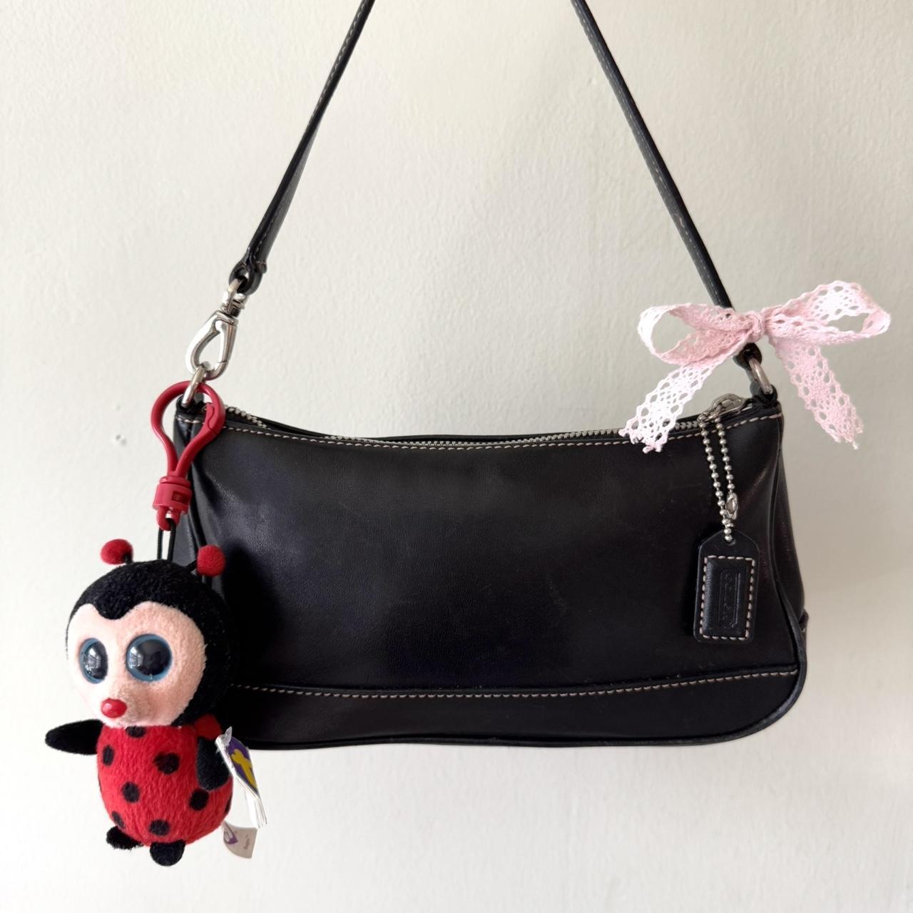 Vintage Y2K Coach Demi baguette in black leather!