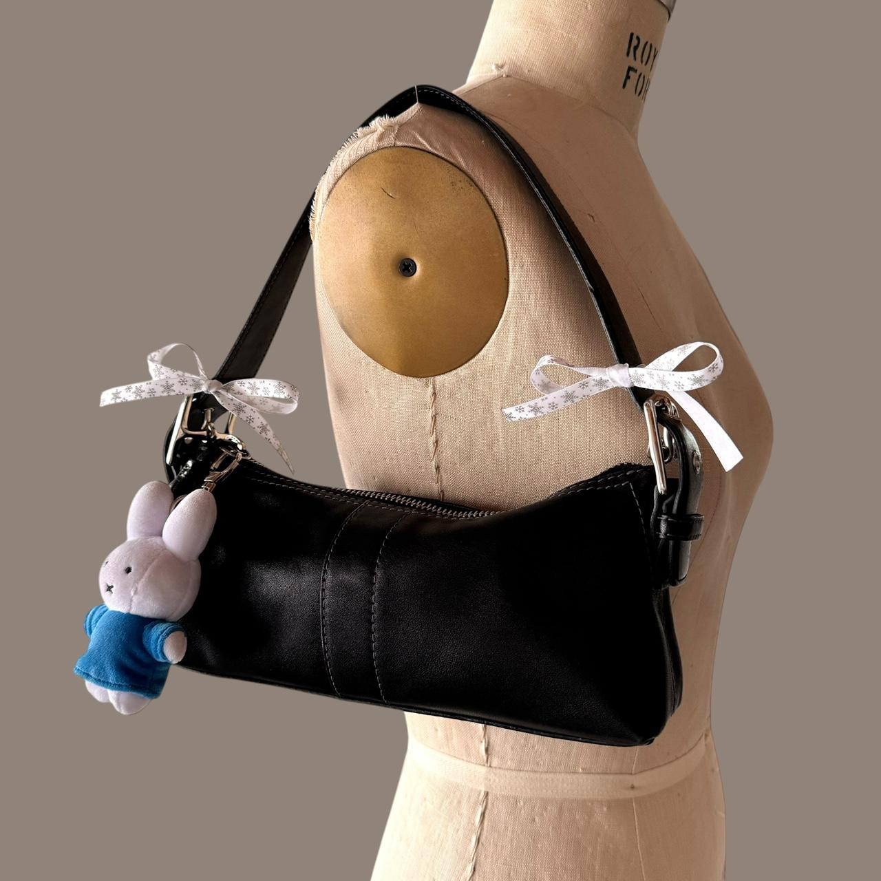 Vintage Y2K Coach black leather Demi baguette shoulder bag!