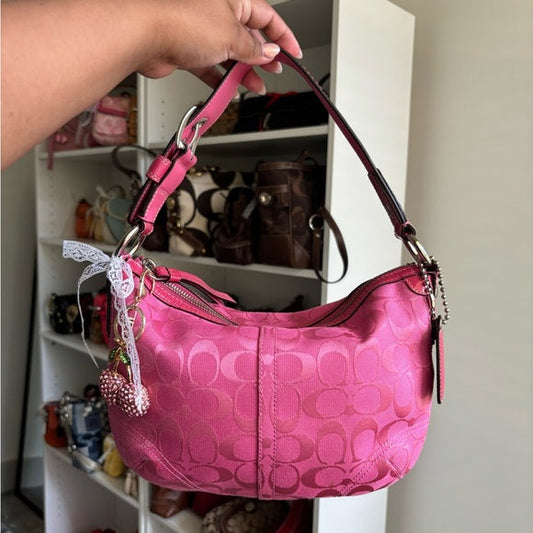 vintage coach soho hobo barbie pink siganture jacquard