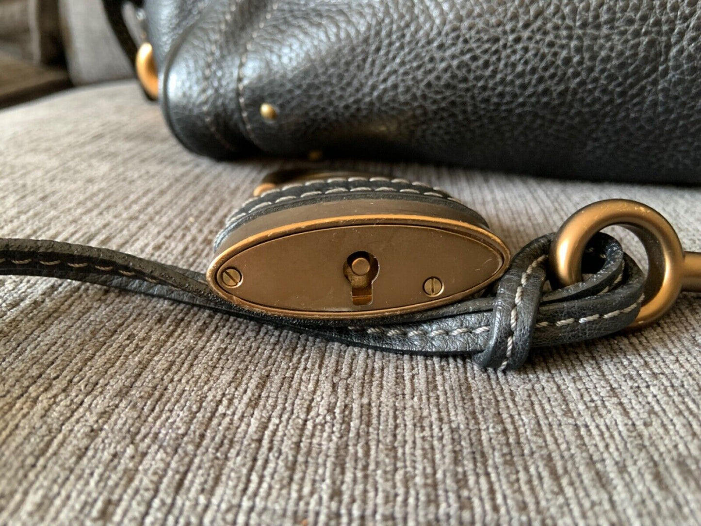 Chloe paddington black leather east west shoulder hobo bag lock key