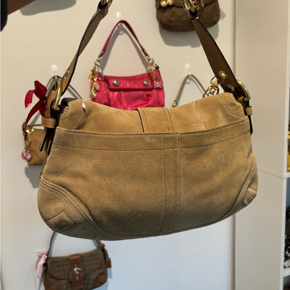 y2k coach soho flap suede shoulder bag 🍒
