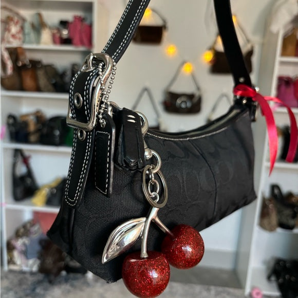 y2k coach east west black signature shoulder bag 🍒