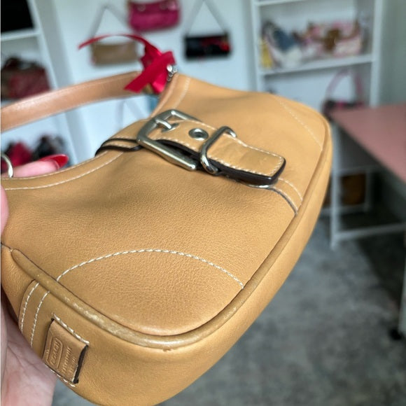 y2k coach demi buckle tan leather bag 🍒