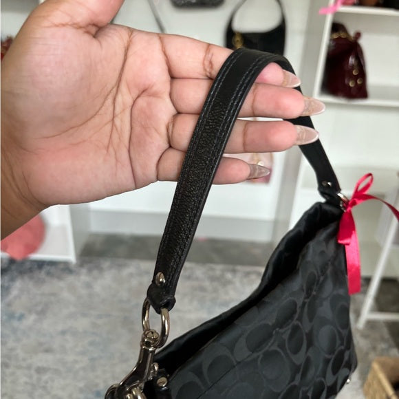 y2k coach mini carly shoulder bag 🍒