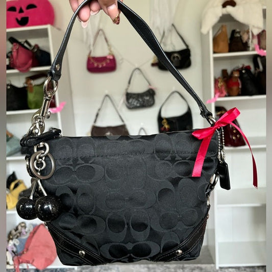 y2k coach mini carly shoulder bag 🍒