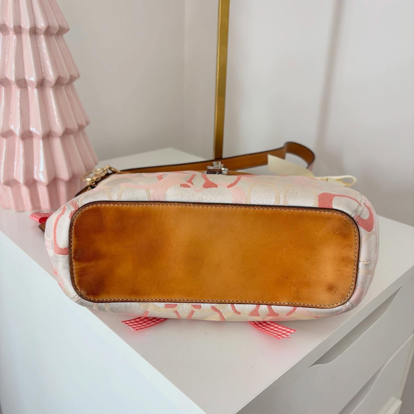 pink coach vintage bag 1