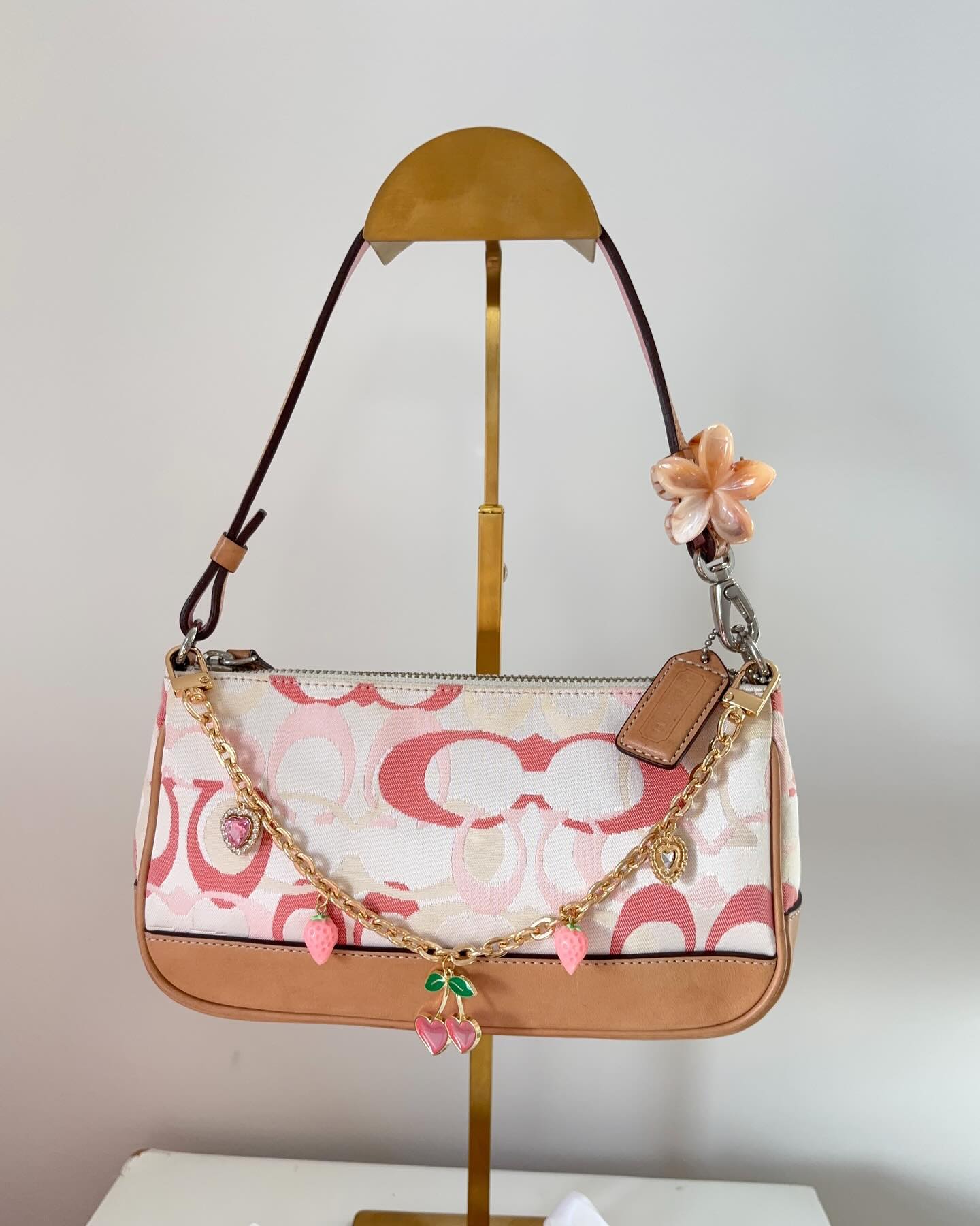 pink coach vintage bag 4