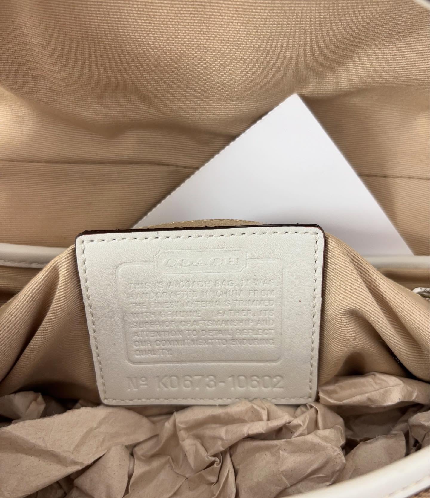 tan coach vintage bag 2